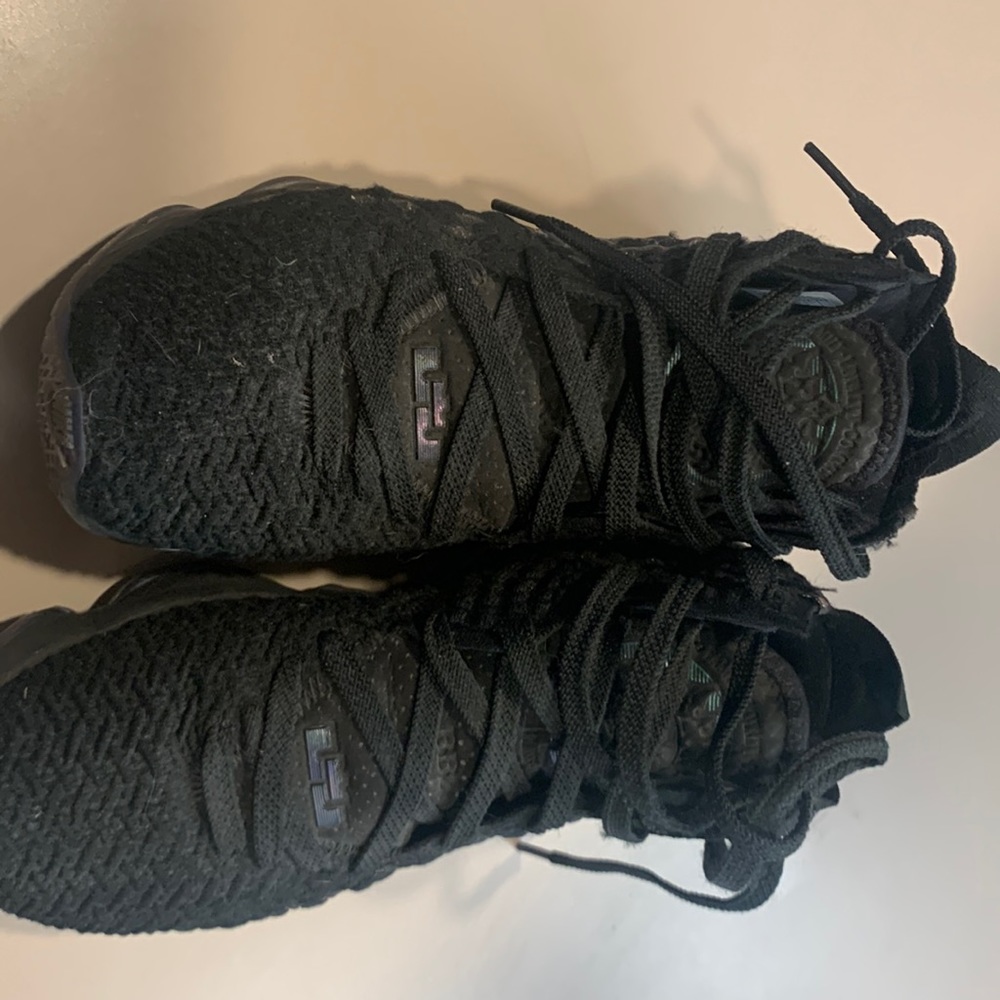 LeBron 17s Black Size 7.5